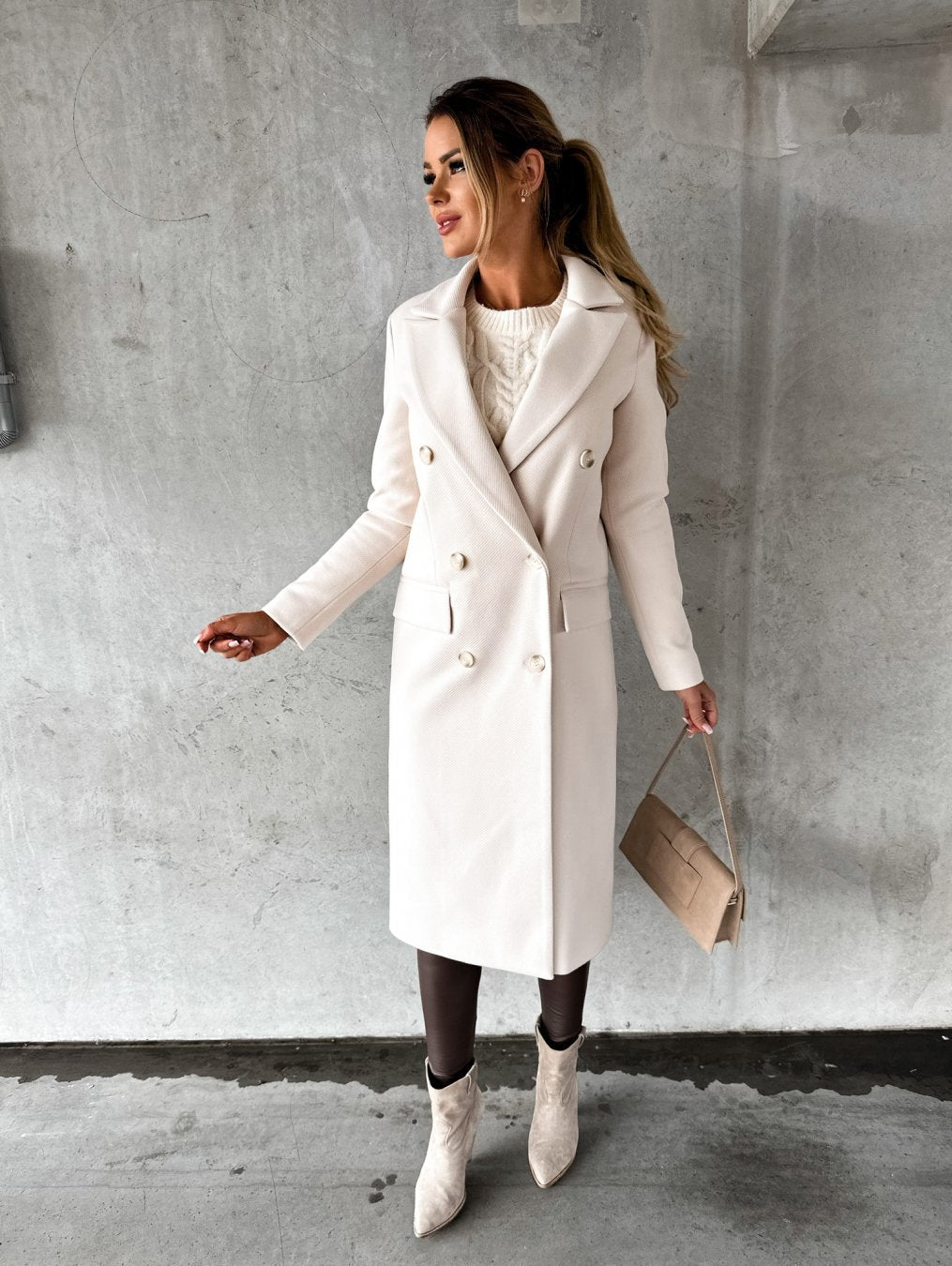 Jas Dames Lang | Winterse Warmte &amp; Tijdloze Elegantie