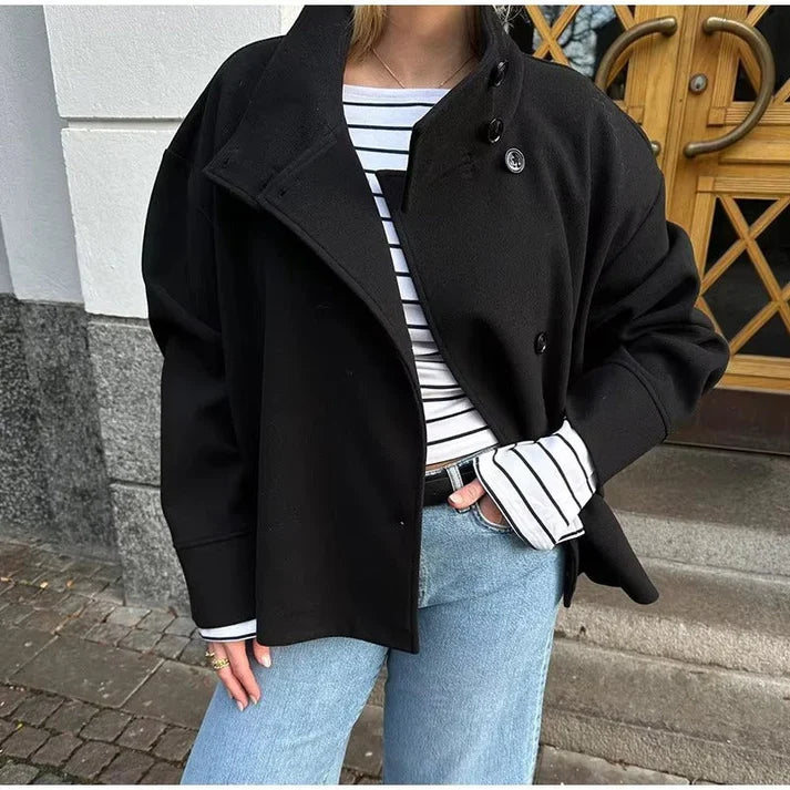 Korte jas Dames | Hoge Kraag &amp; Knoopsluiting